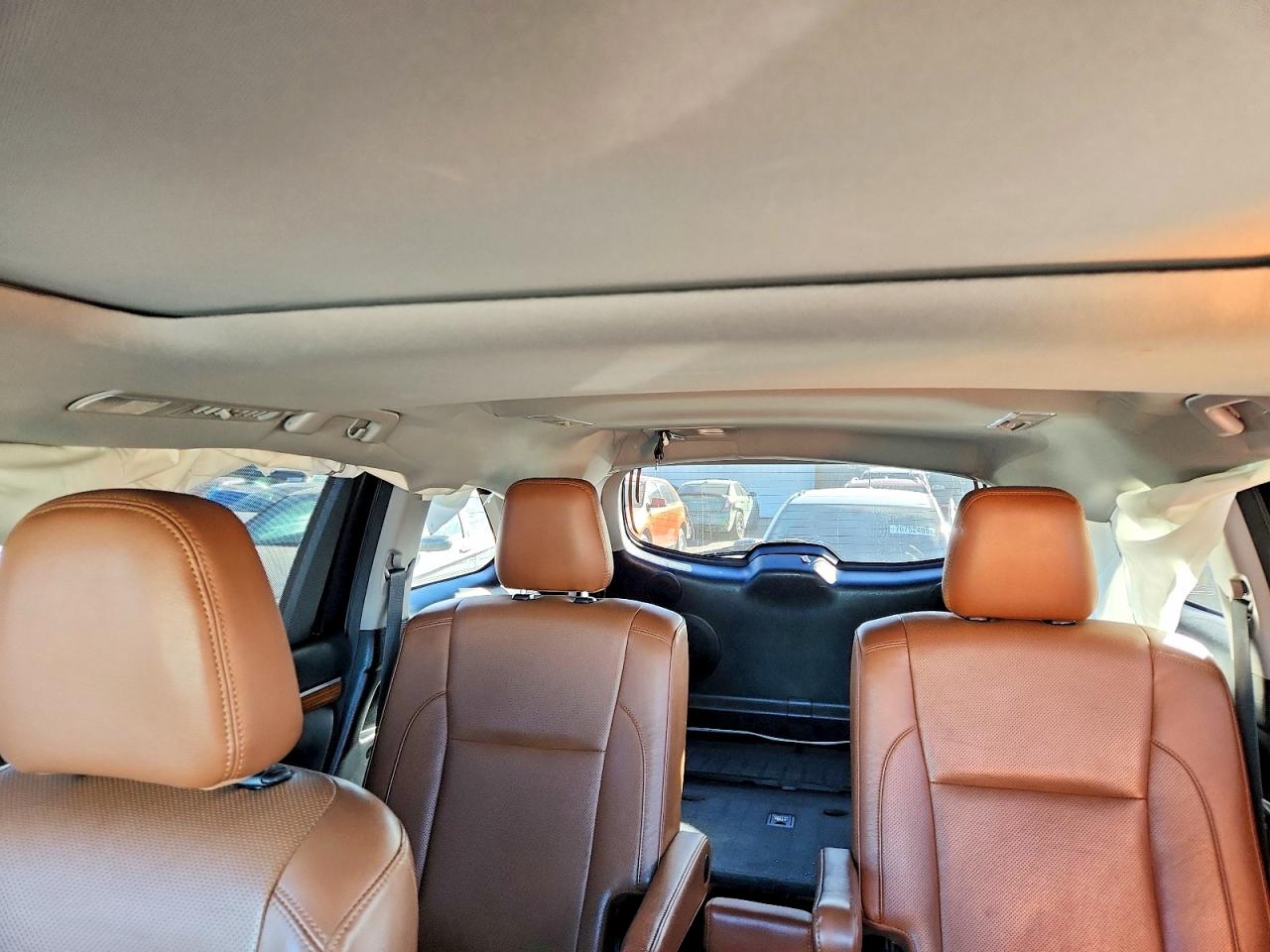 2018 TOYOTA HIGHLANDER LIMITED photo 19