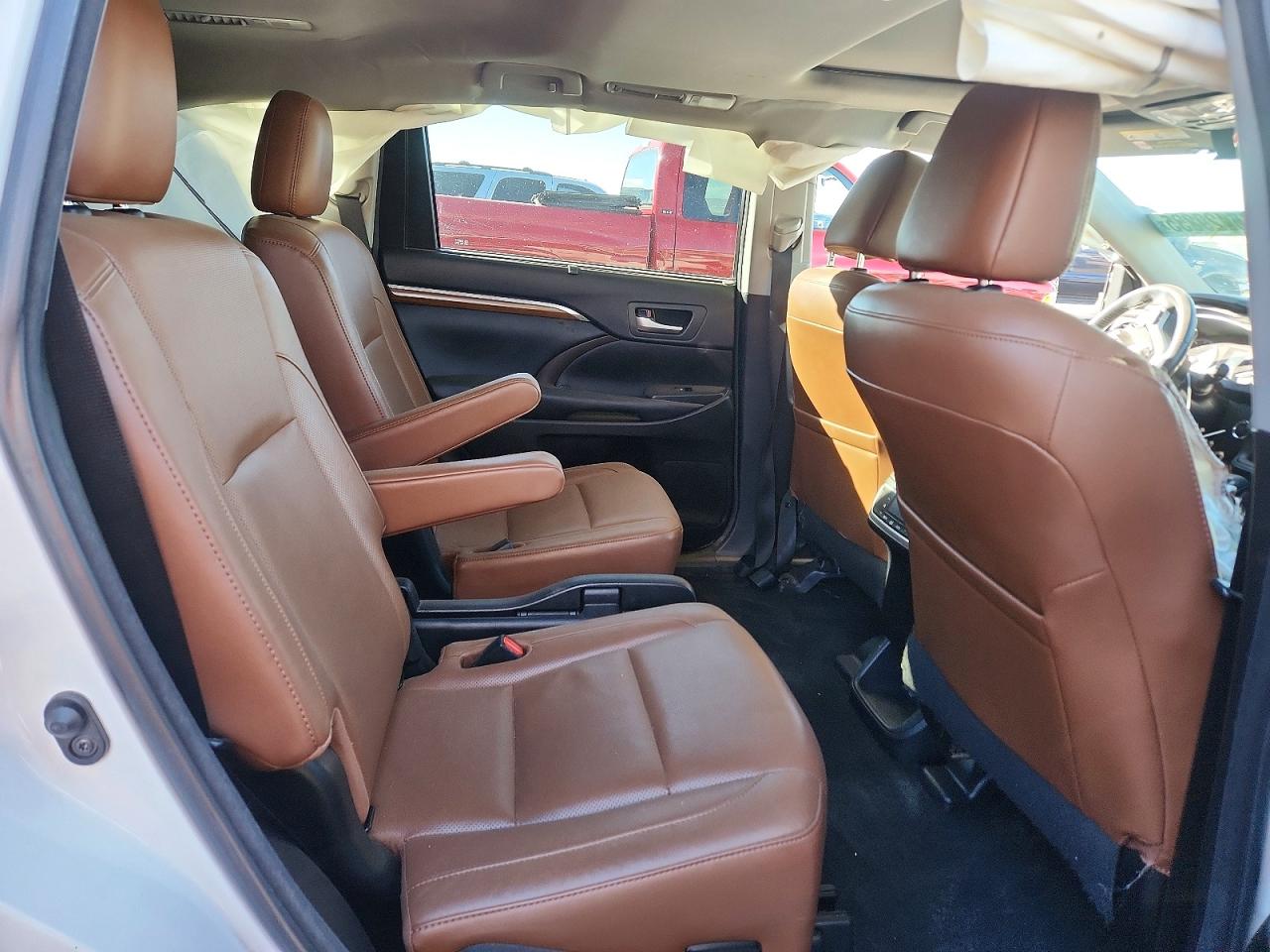 2018 TOYOTA HIGHLANDER LIMITED photo 21