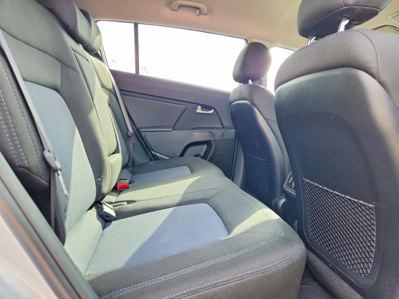 2016 KIA SPORTAGE LX photo 31