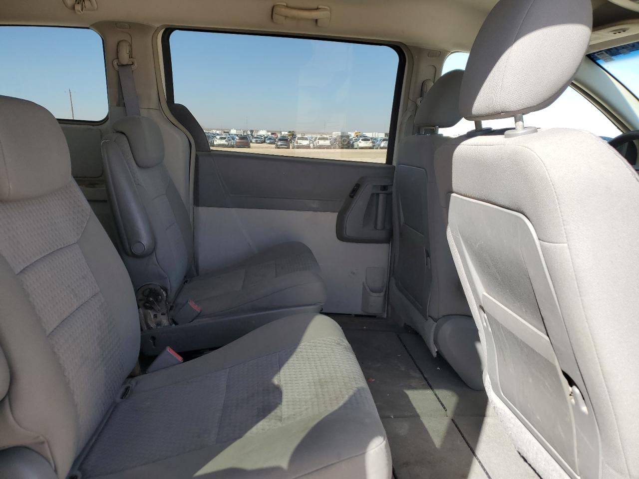 2008 CHRYSLER TOWN & COUNTRY TOURING photo 11