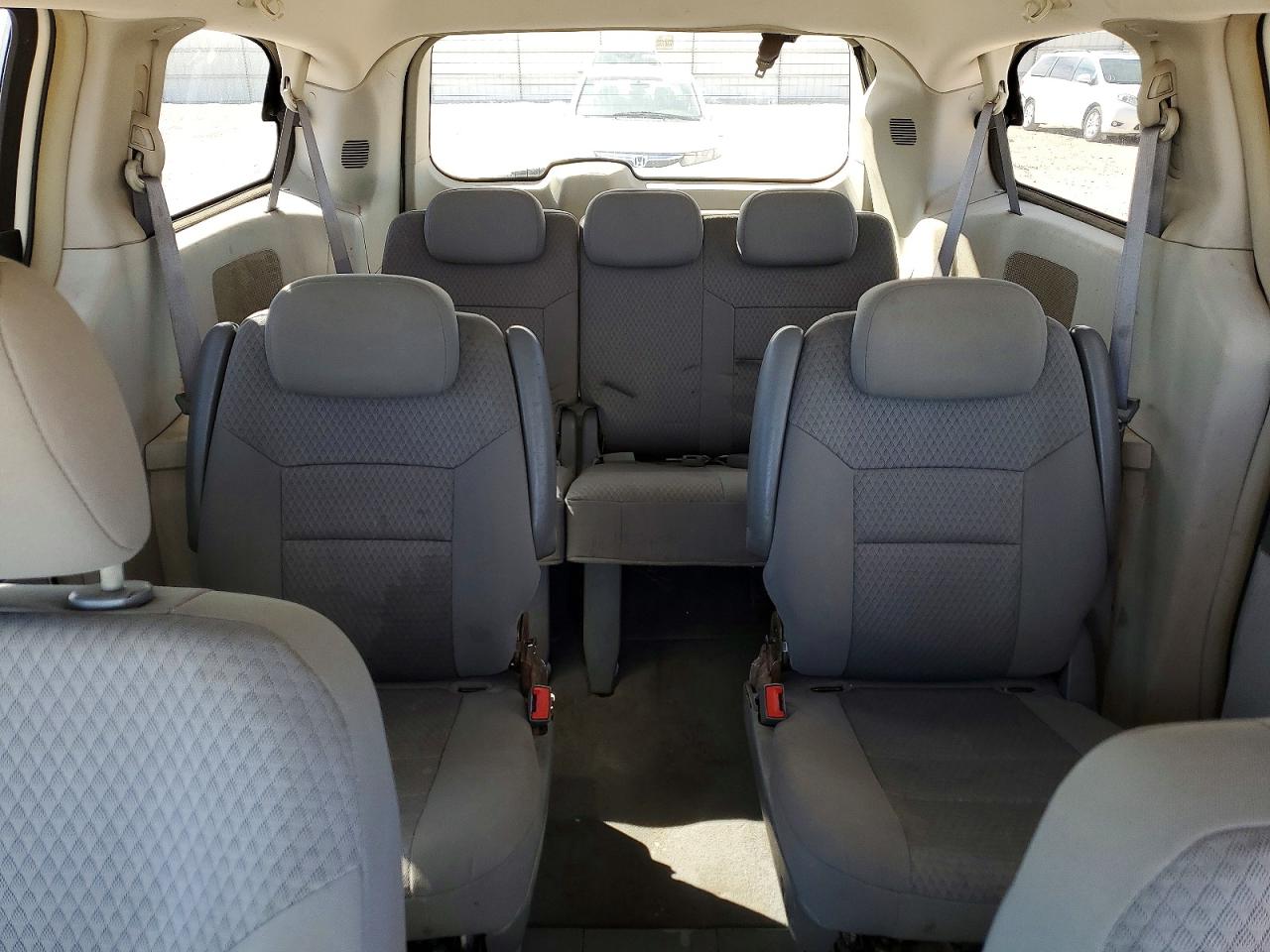 2008 CHRYSLER TOWN & COUNTRY TOURING photo 10