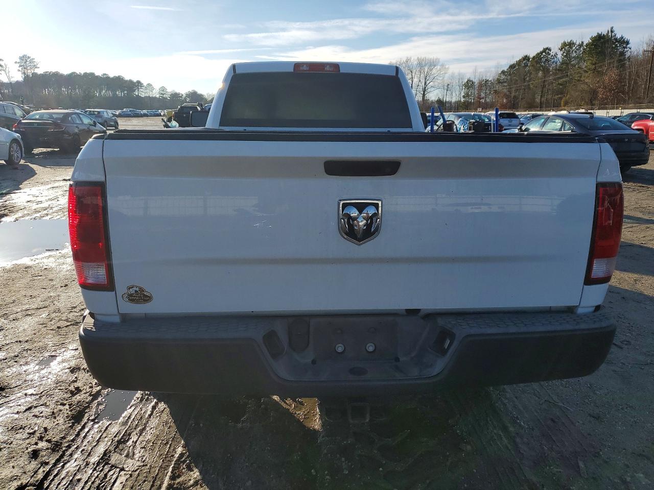 2015 RAM 1500 ST photo 11