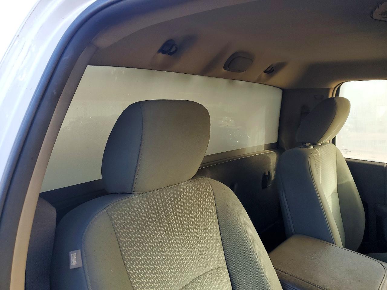 2015 RAM 1500 ST photo 19