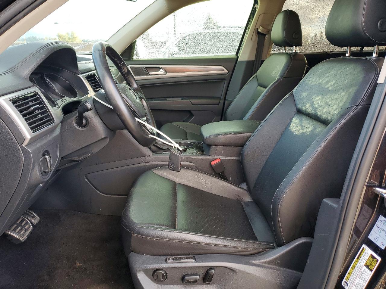 2018 VOLKSWAGEN ATLAS SEL photo 19