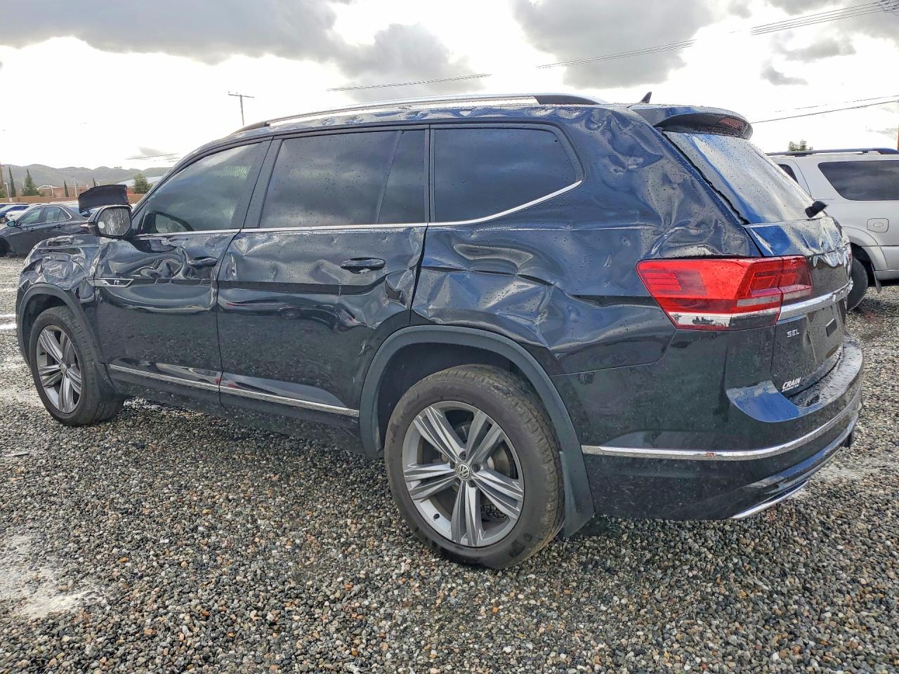 2018 VOLKSWAGEN ATLAS SEL photo 4