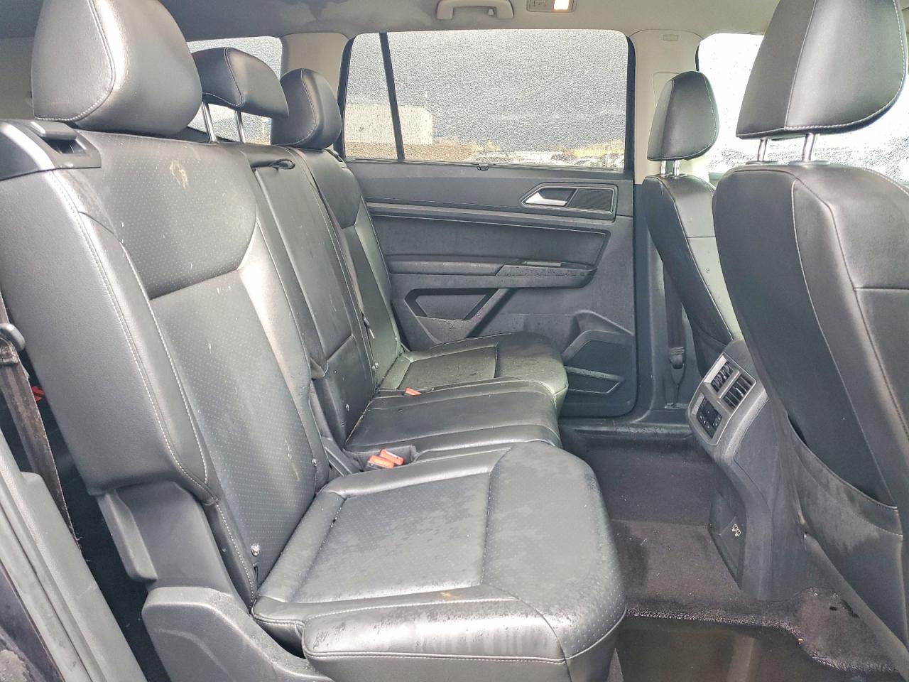 2018 VOLKSWAGEN ATLAS SEL photo 31