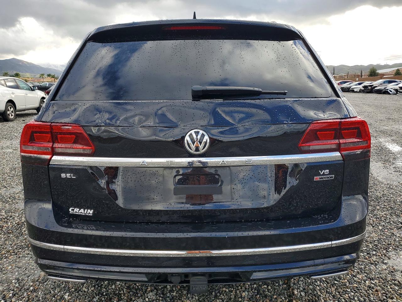 2018 VOLKSWAGEN ATLAS SEL photo 16