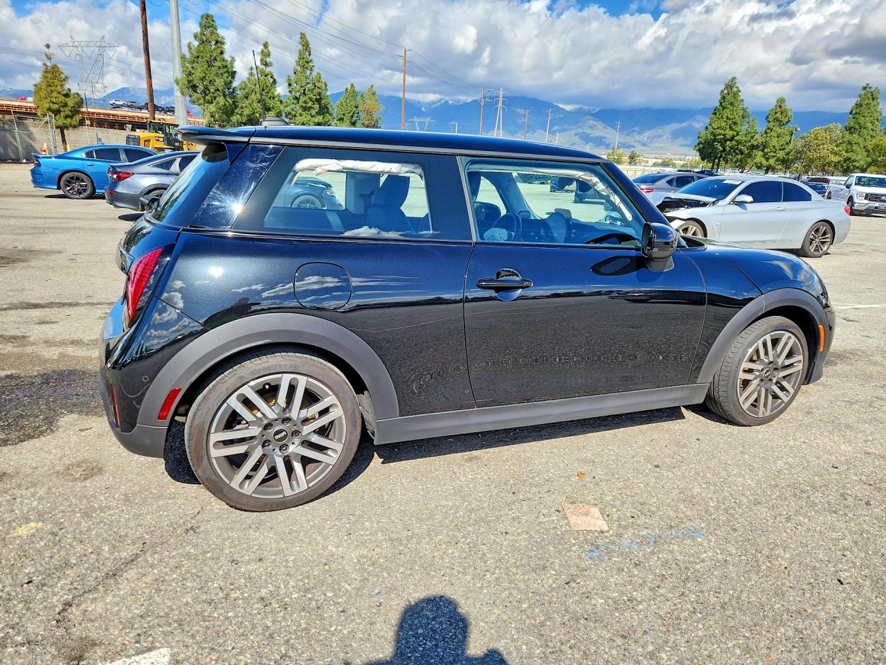 2025 MINI COOPER S photo 7