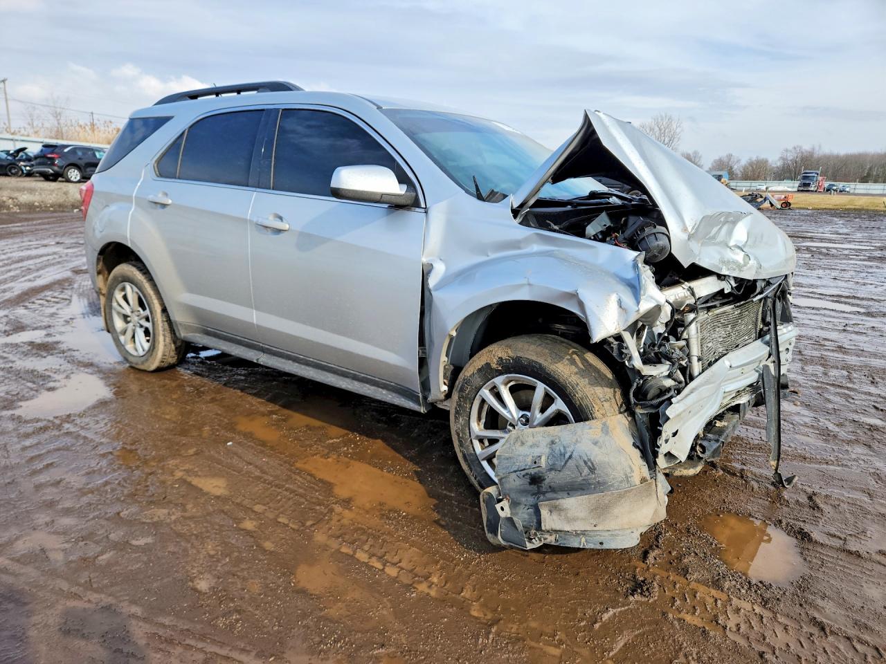 2017 CHEVROLET EQUINOX LT photo 4