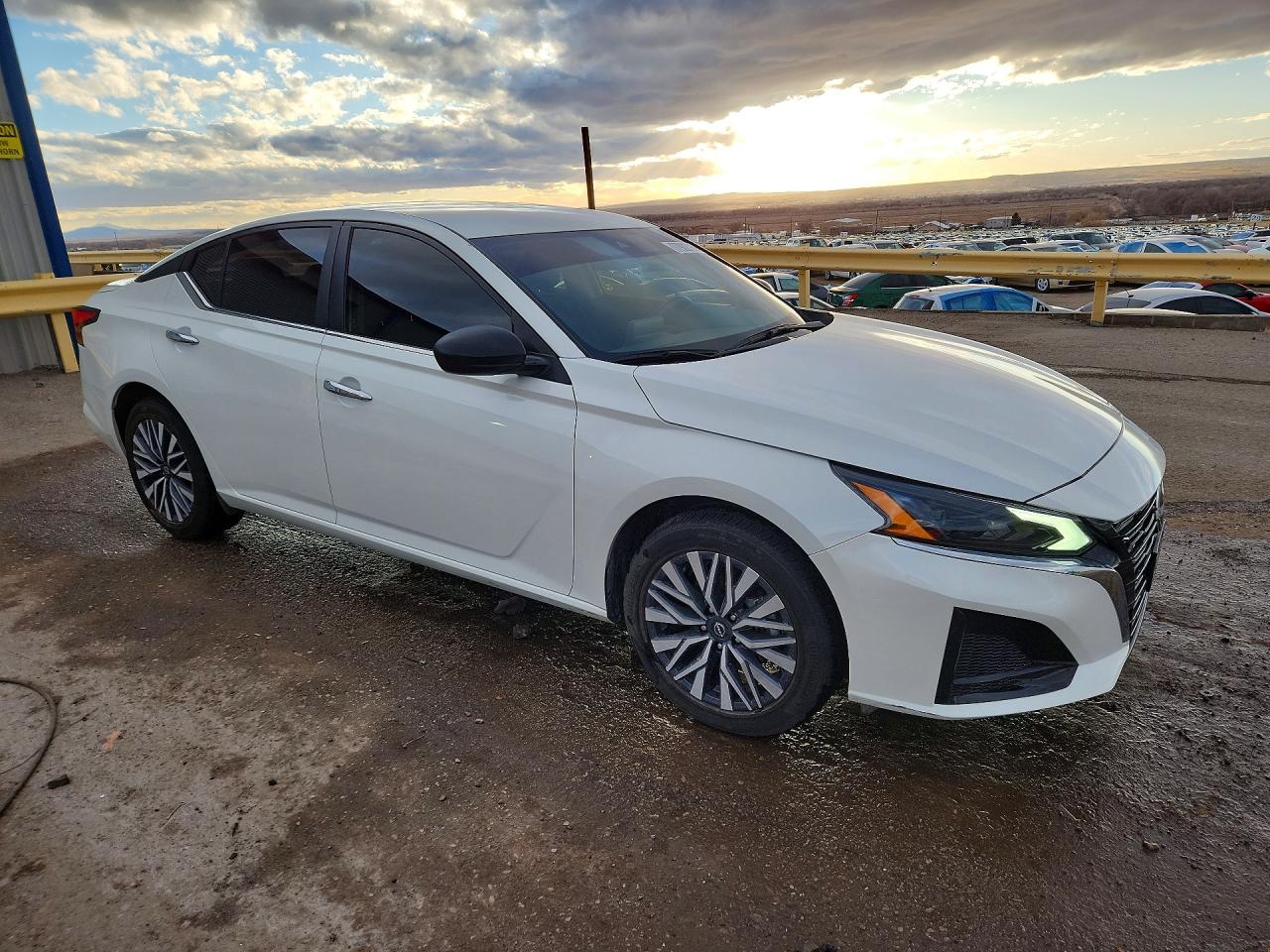 2024 NISSAN ALTIMA 2.5 SV photo 4