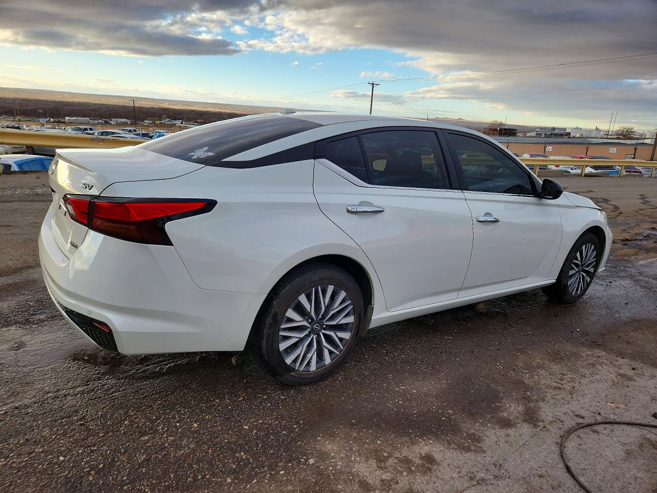 2024 NISSAN ALTIMA 2.5 SV photo 3