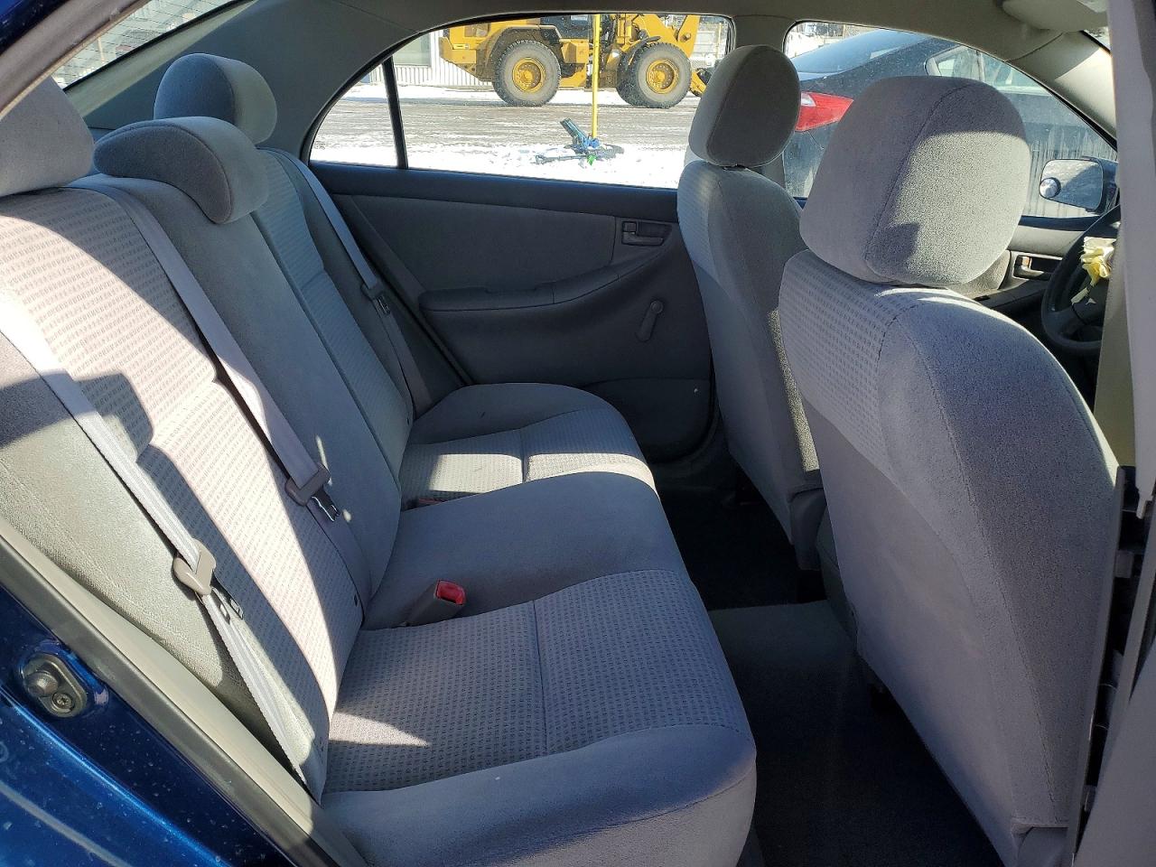 2005 TOYOTA COROLLA CE photo 10