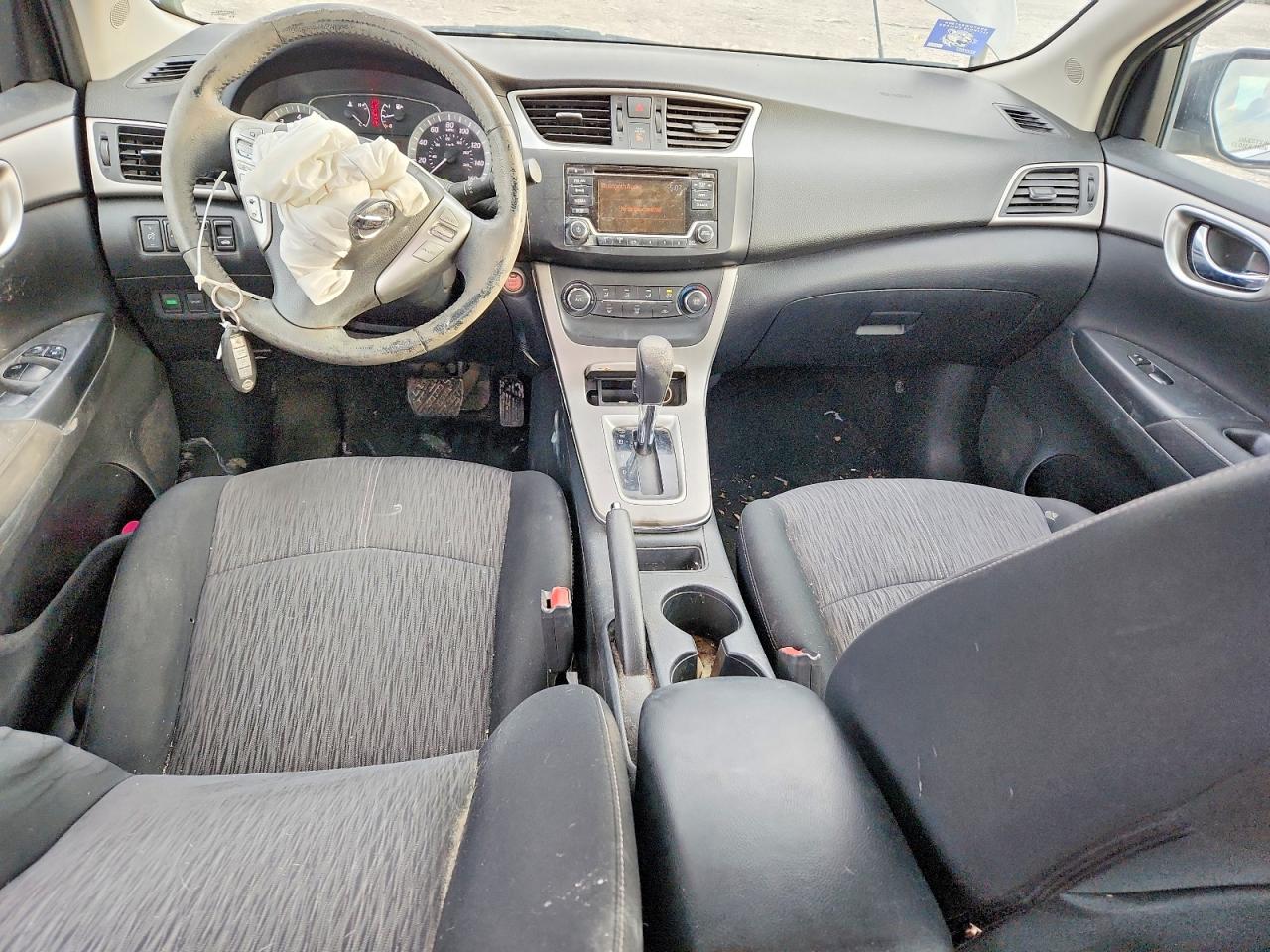 2015 NISSAN SENTRA S photo 15