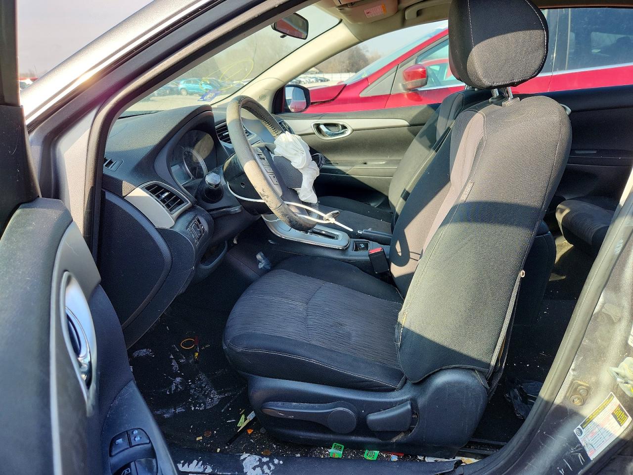 2015 NISSAN SENTRA S photo 13