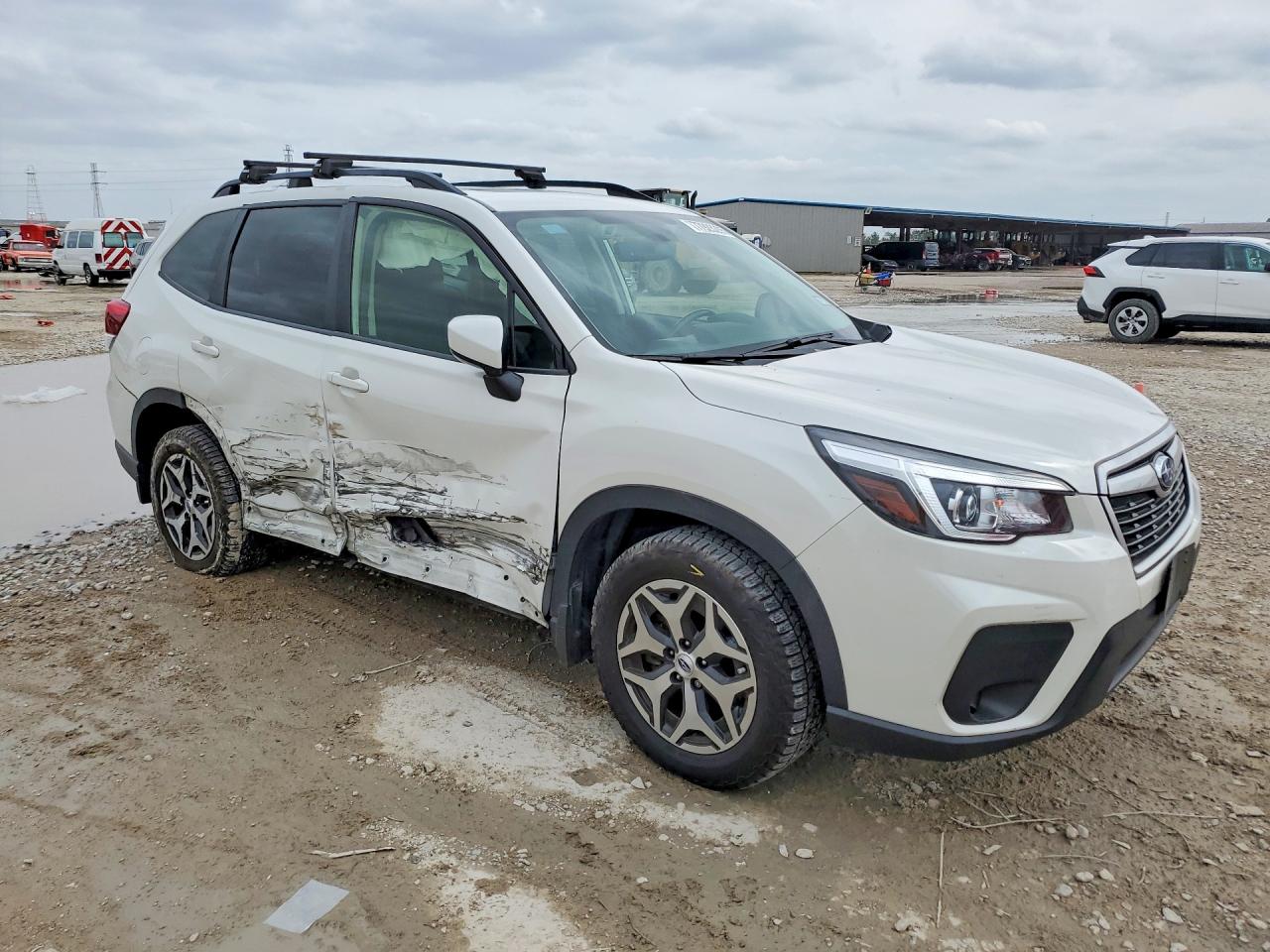 2020 SUBARU FORESTER PREMIUM photo 10