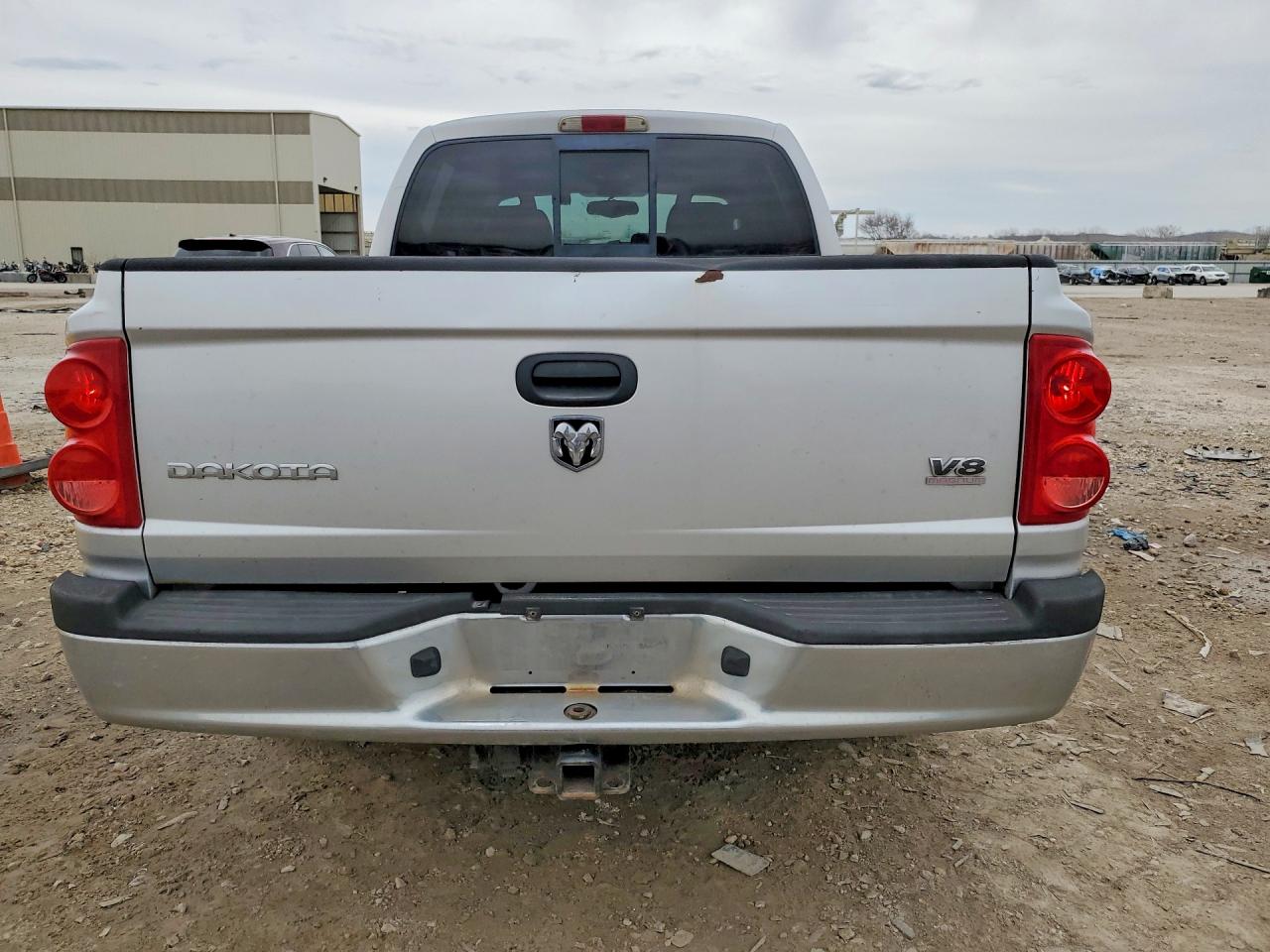 2005 DODGE DAKOTA QUAD LARAMIE photo 11