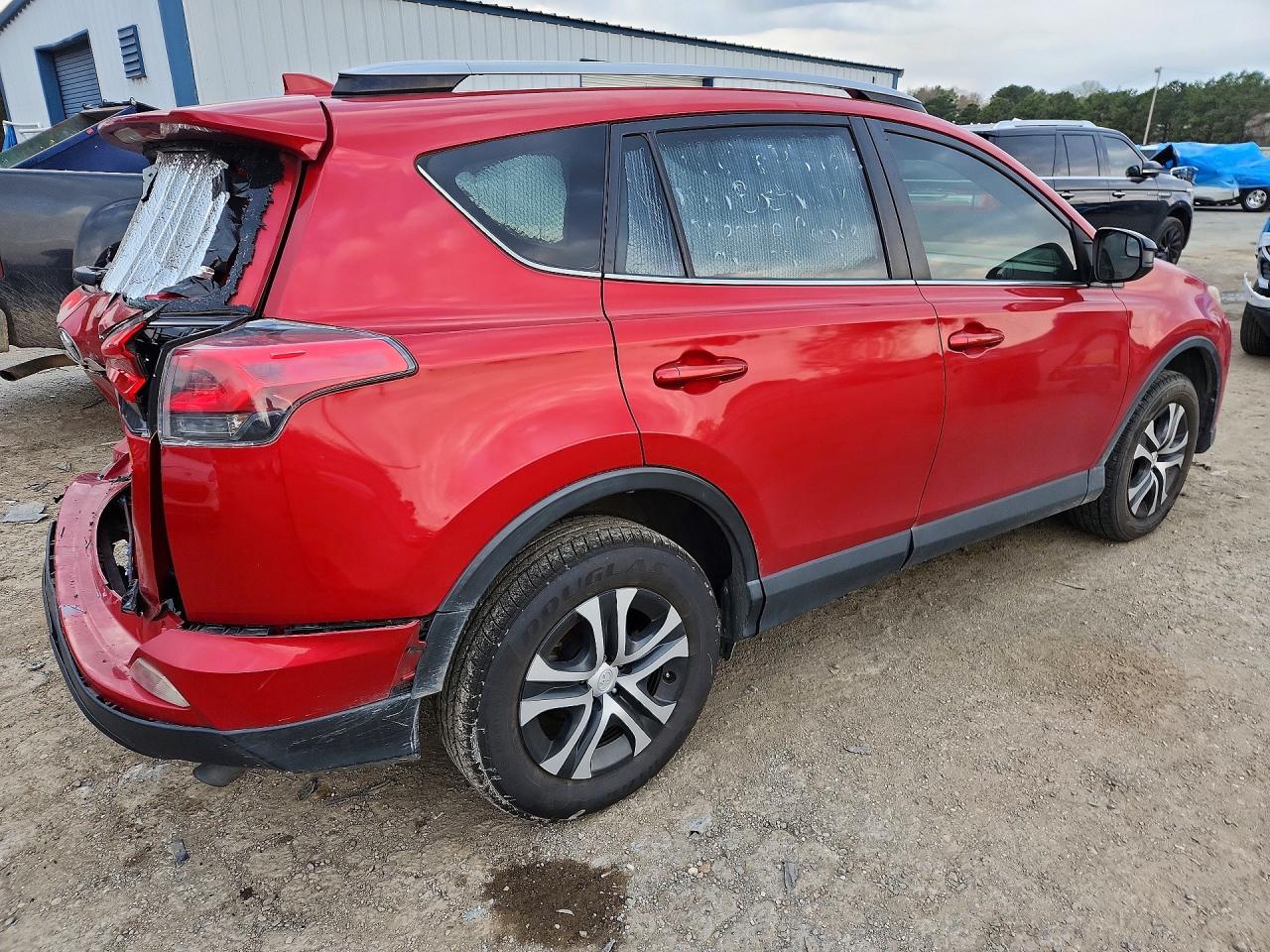 2017 TOYOTA RAV4 LE photo 7