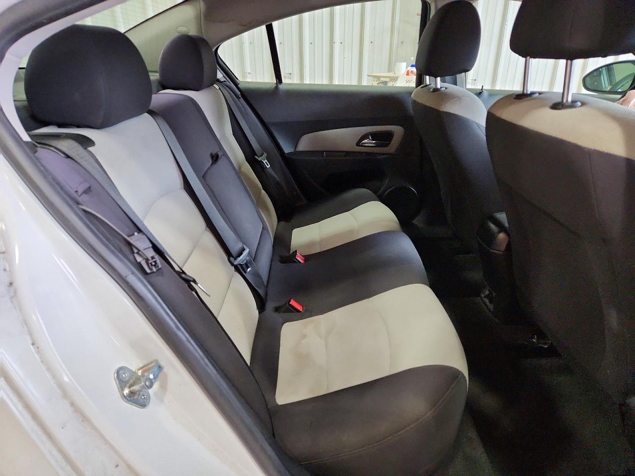 2013 CHEVROLET CRUZE LS photo 19