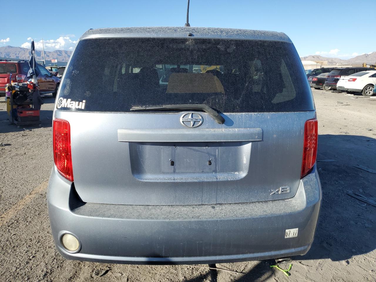 2010 TOYOTA SCION photo 11
