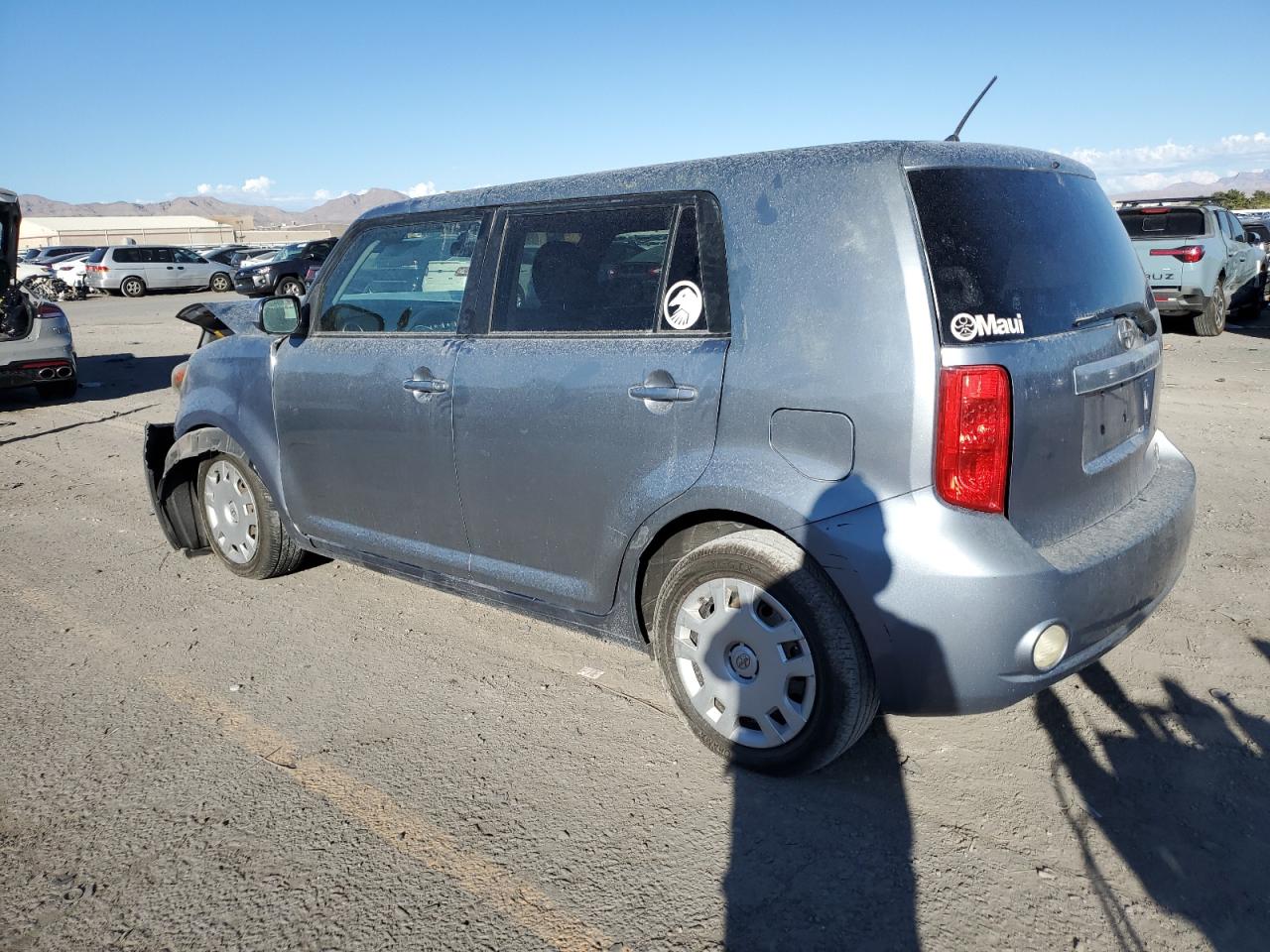 2010 TOYOTA SCION photo 3