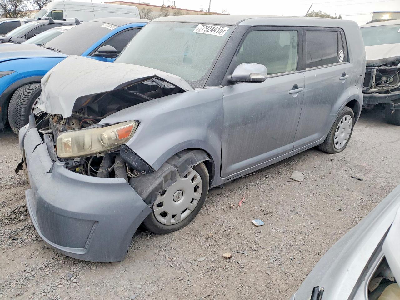2010 TOYOTA SCION