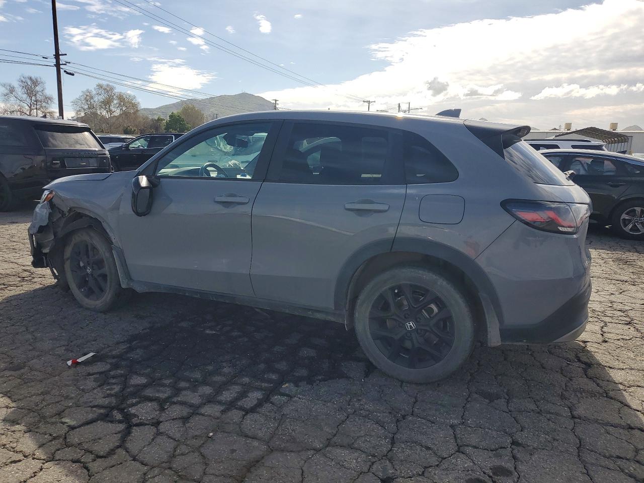 2024 HONDA HR-V SPORT photo 2