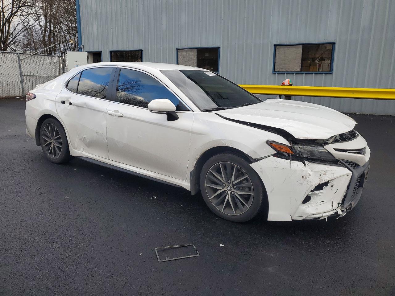 2022 TOYOTA CAMRY SE photo 7