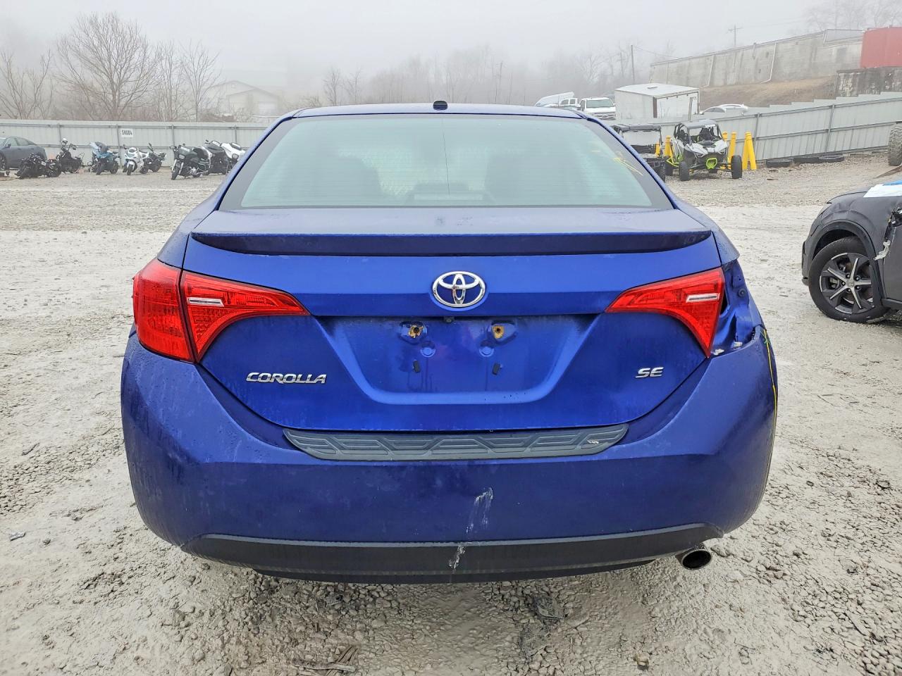 2018 TOYOTA COROLLA L photo 6
