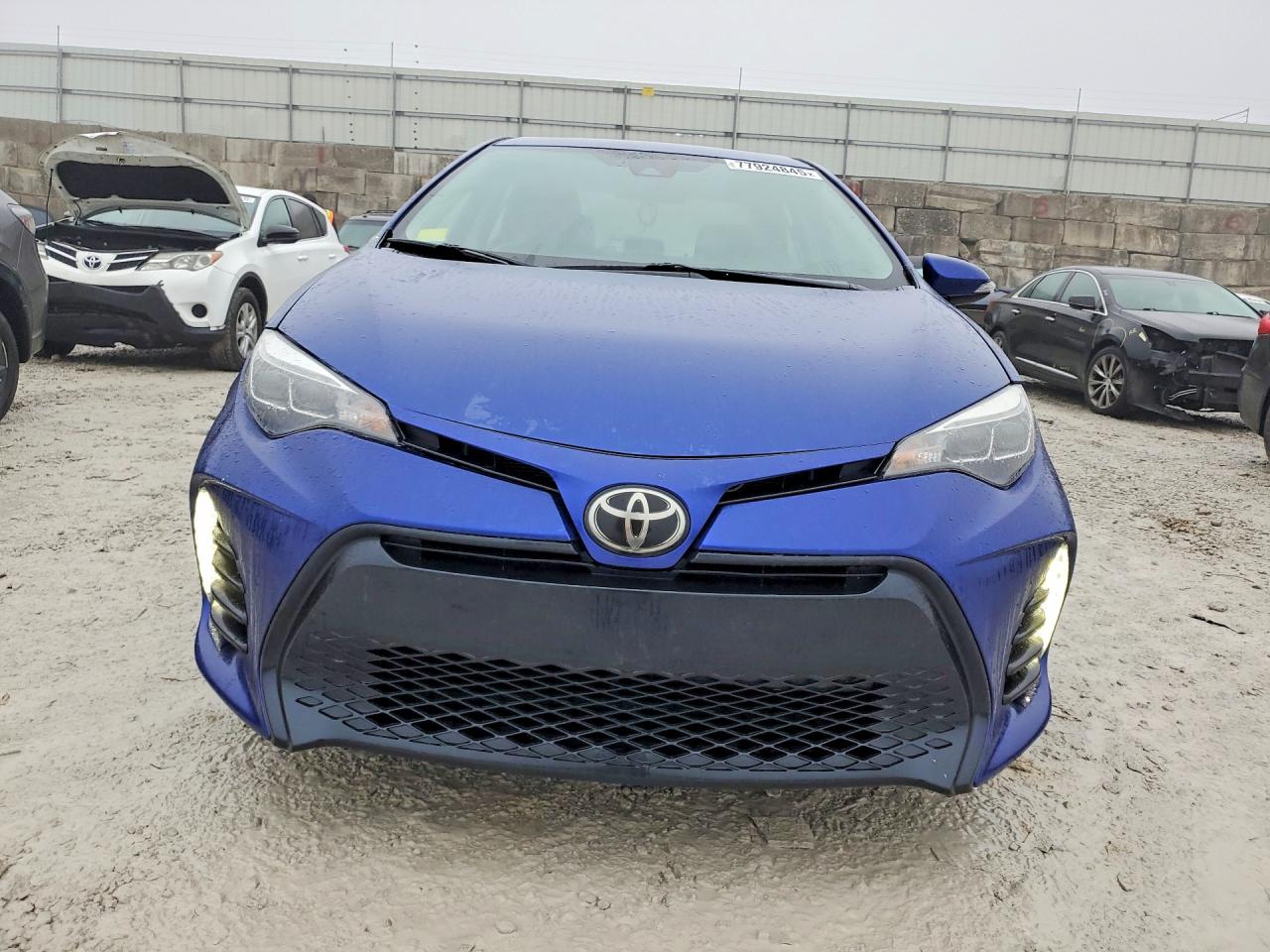 2018 TOYOTA COROLLA L photo 5