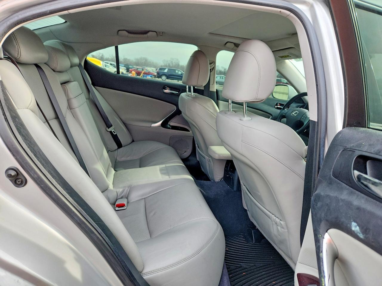 2008 LEXUS IS 250 photo 10