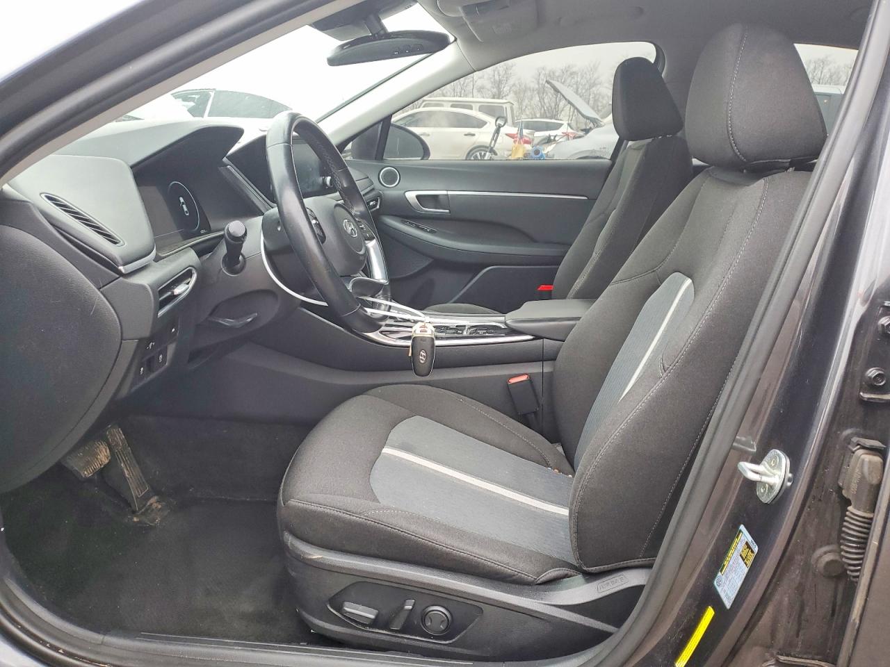 2020 HYUNDAI SONATA SEL photo 7