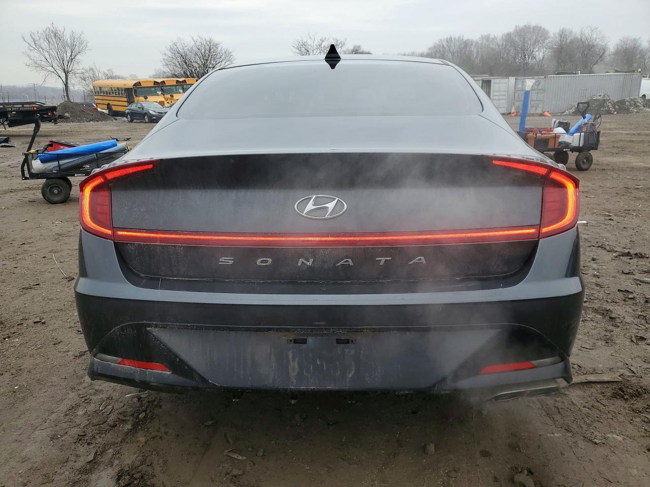 2020 HYUNDAI SONATA SEL photo 6