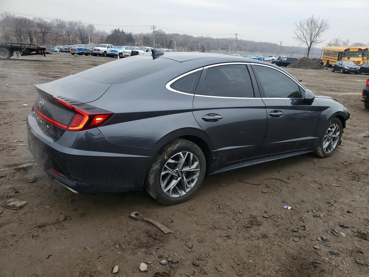 2020 HYUNDAI SONATA SEL photo 3