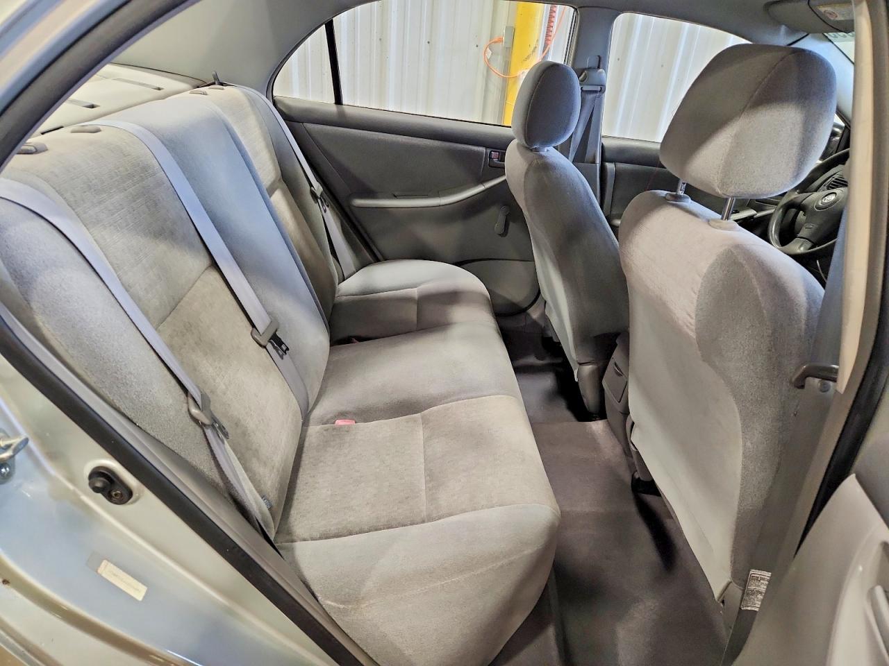 2004 TOYOTA COROLLA CE photo 10