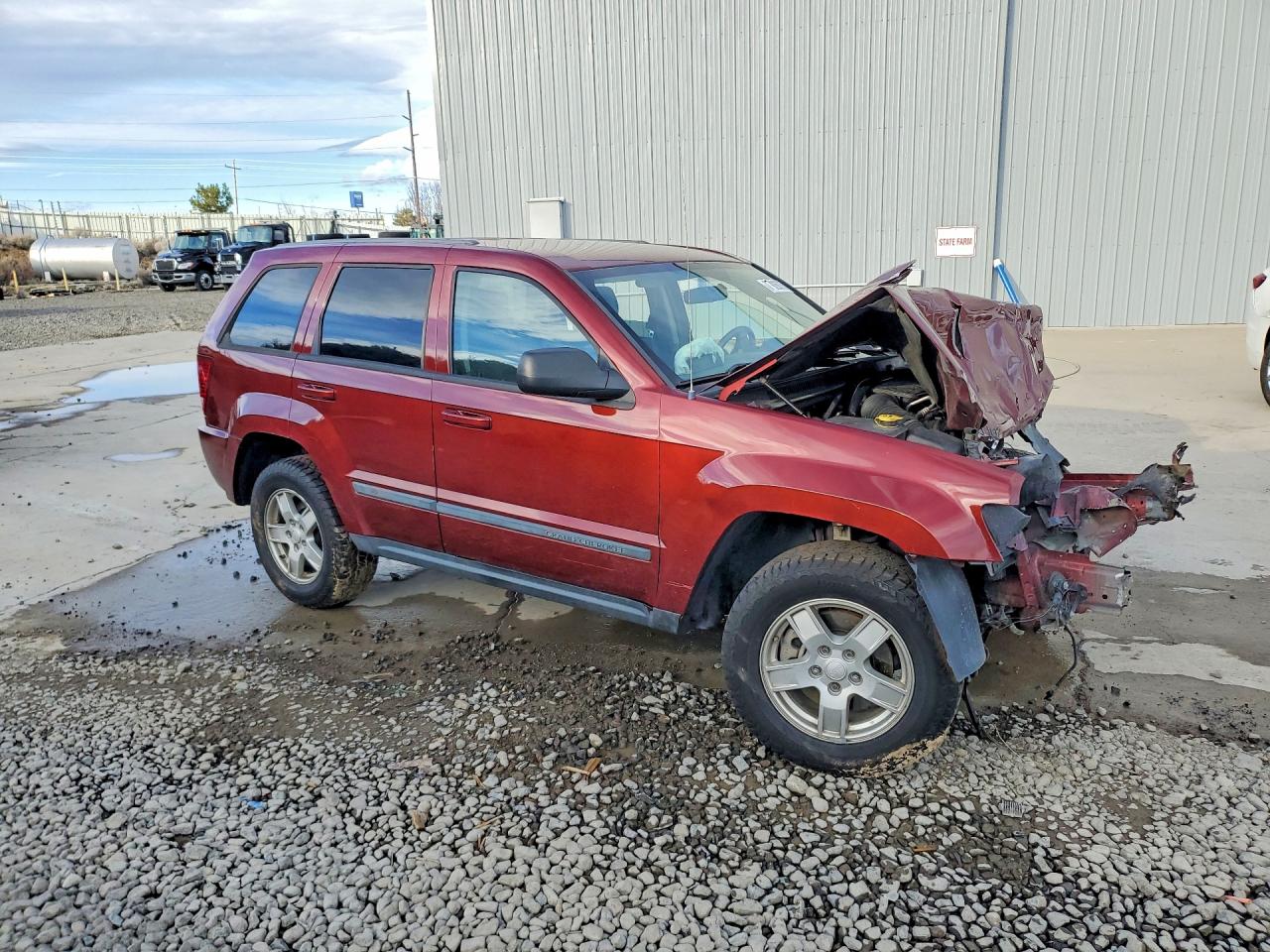 2007 JEEP GRAND CHEROKEE LAREDO photo 4