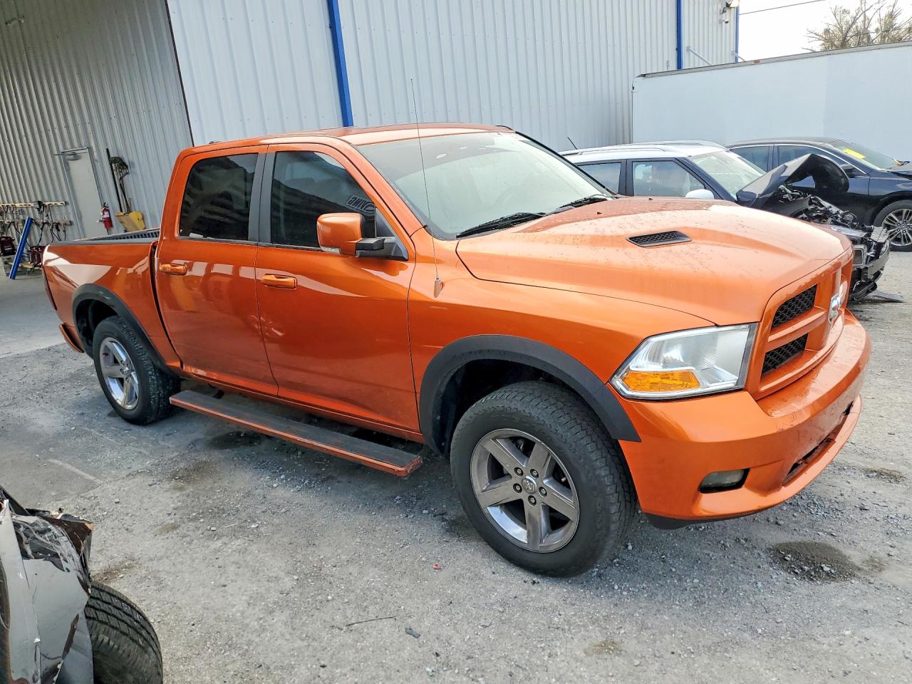 2010 DODGE RAM 1500 photo 10