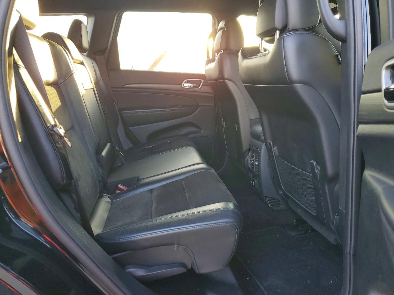 2022 JEEP GRAND CHEROKEE LAREDO E photo 21