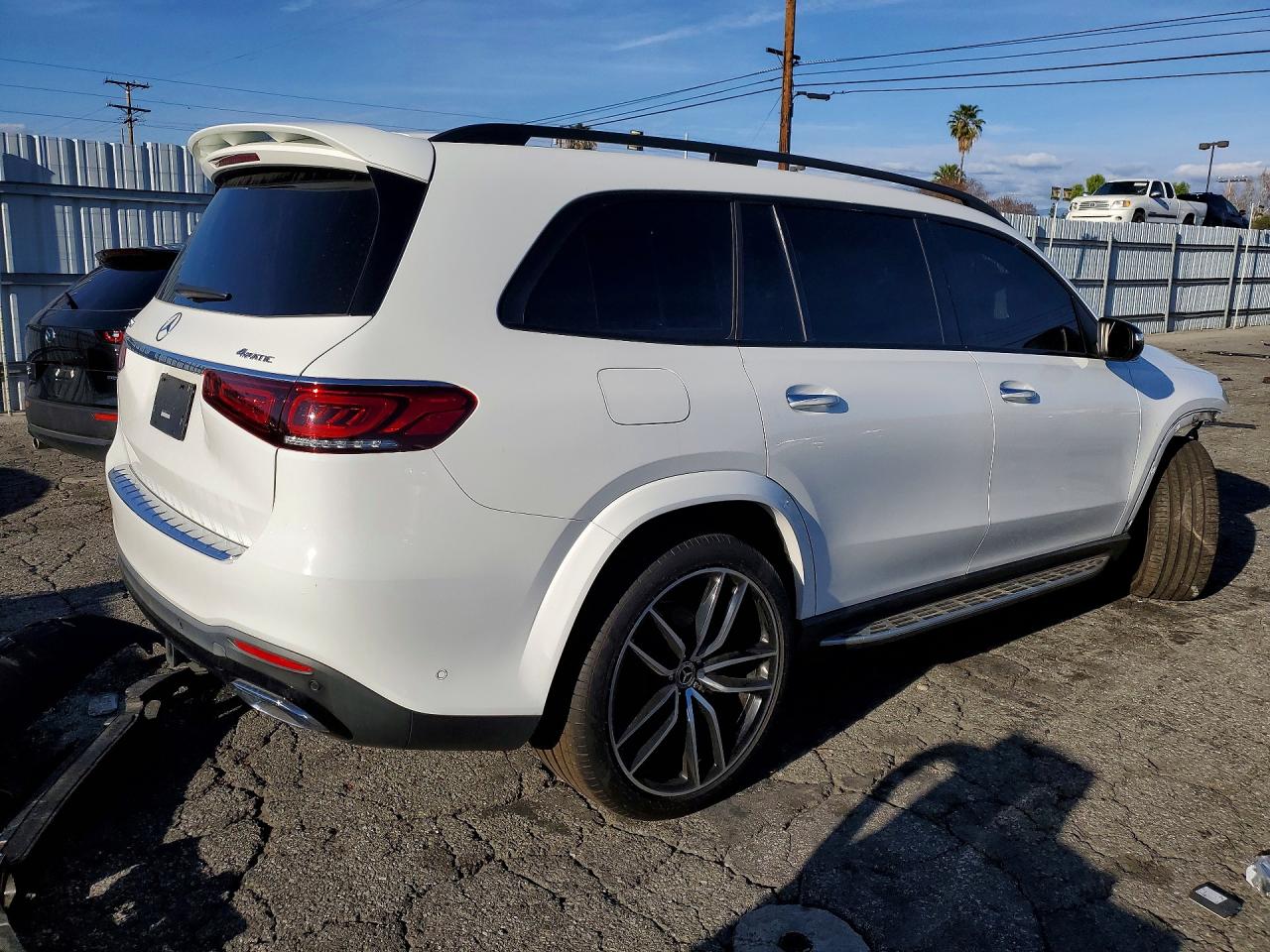 2022 MERCEDES-BENZ GLS 450 4MATIC photo 3