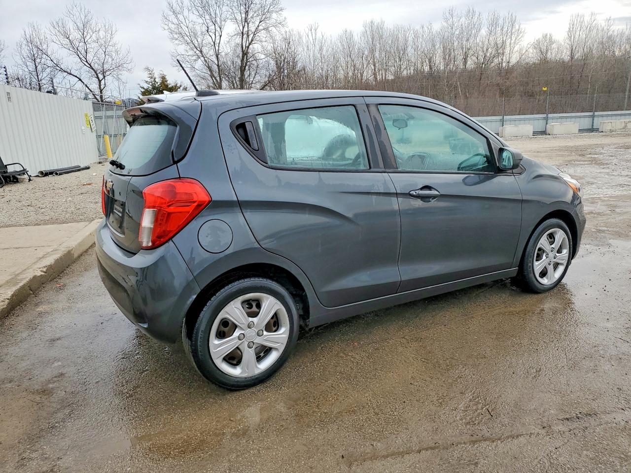 2019 CHEVROLET SPARK LS photo 5