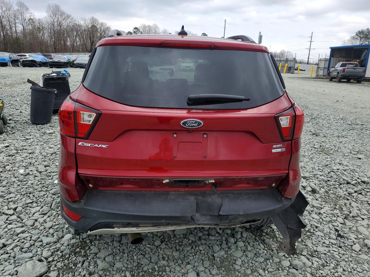 2019 FORD ESCAPE SEL photo 6