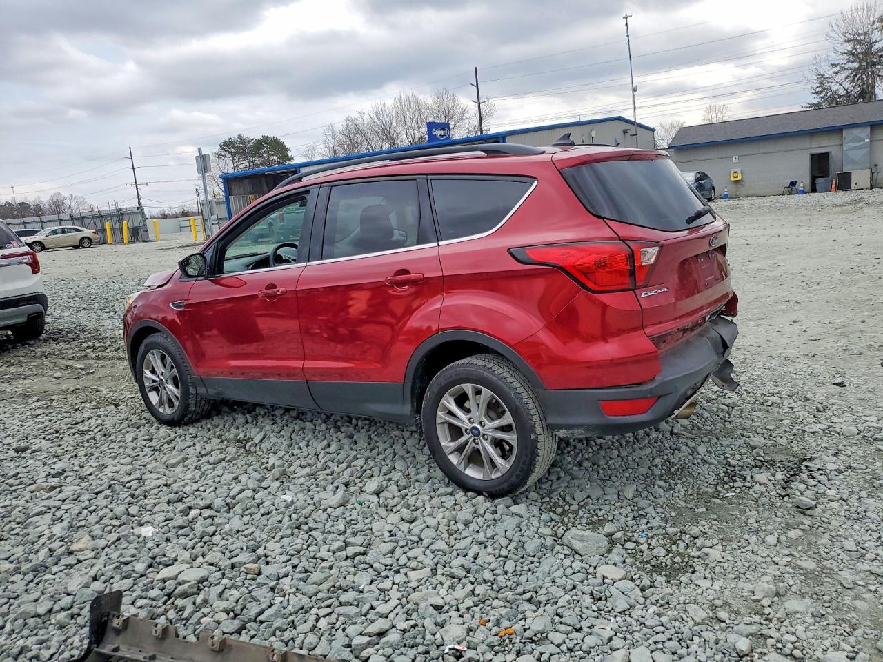 2019 FORD ESCAPE SEL photo 2