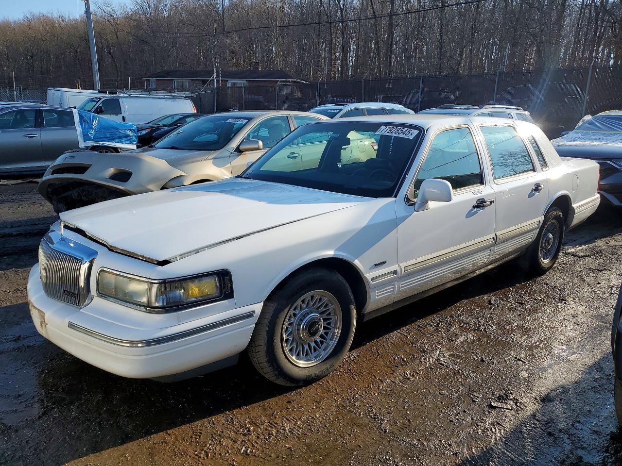 1995 LINCOLN TOWN CAR
