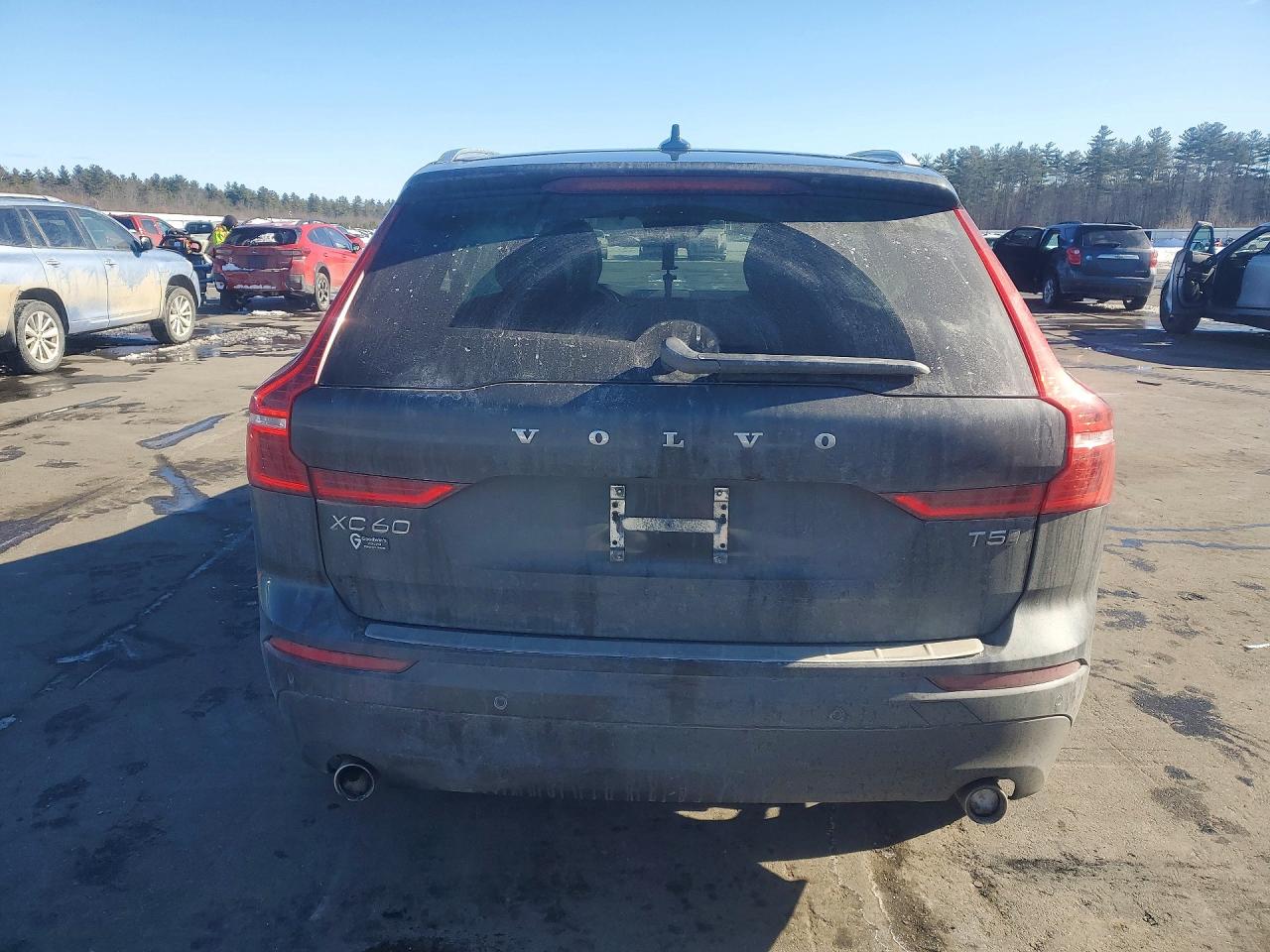 2021 VOLVO XC60 T5 MOMENTUM photo 6