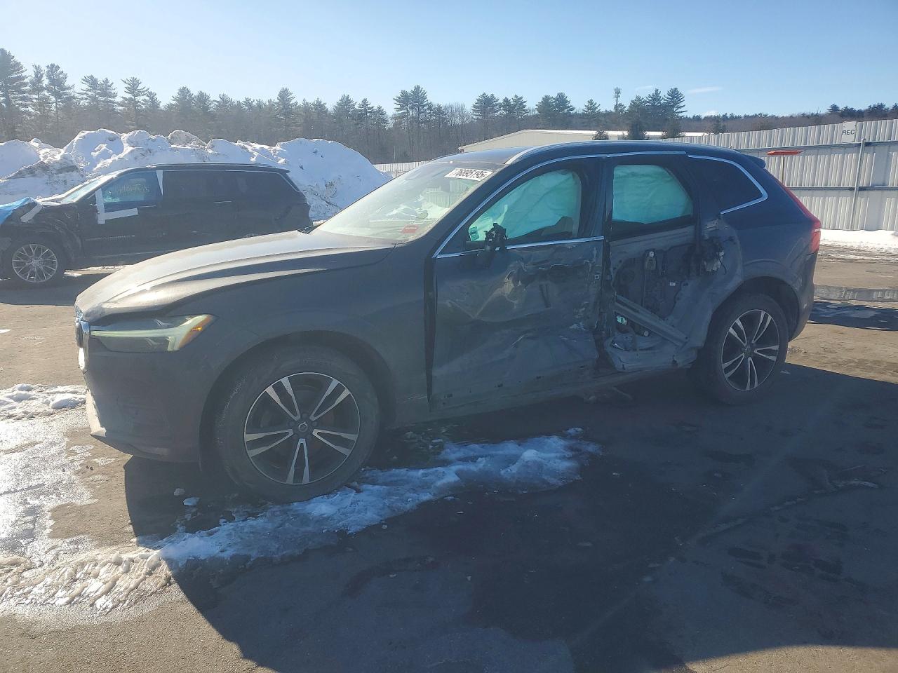 2021 VOLVO XC60