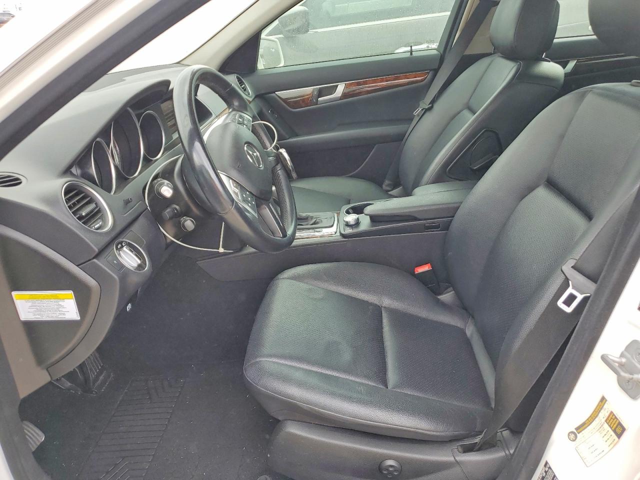 2013 MERCEDES-BENZ C 250 photo 13