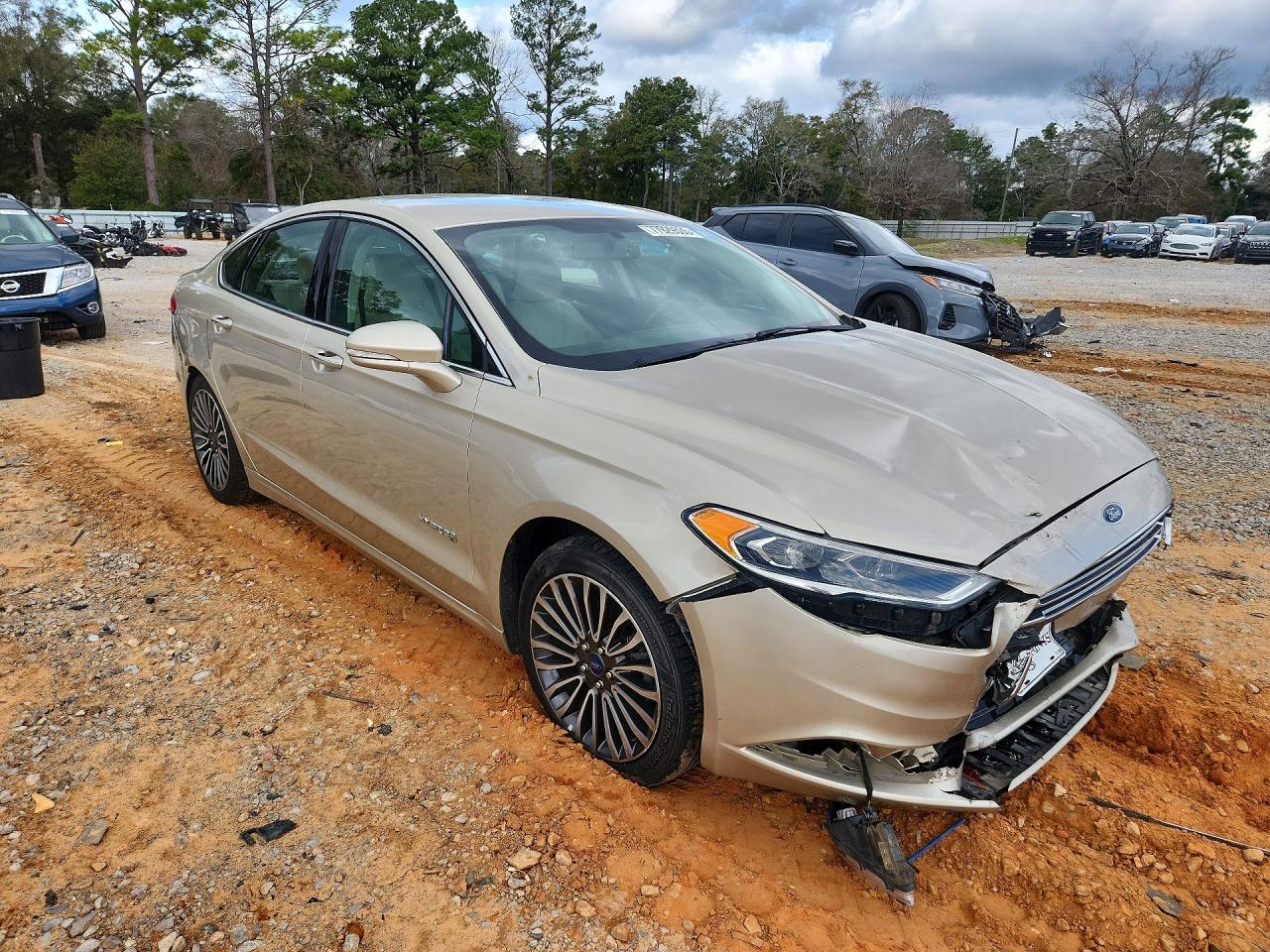 2017 FORD FUSION TITANIUM HEV photo 4