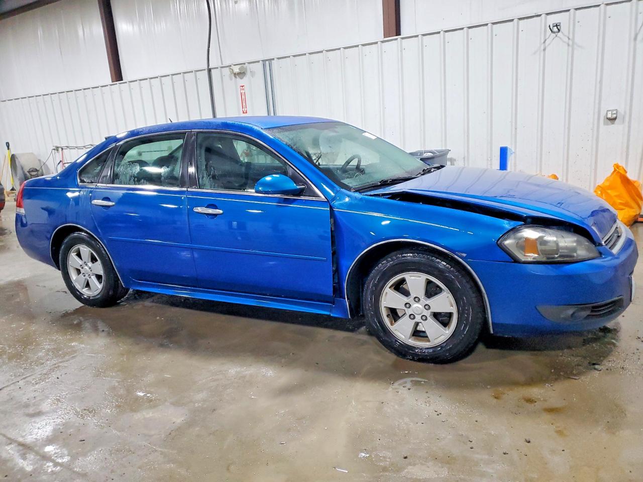 2010 CHEVROLET IMPALA LT photo 4