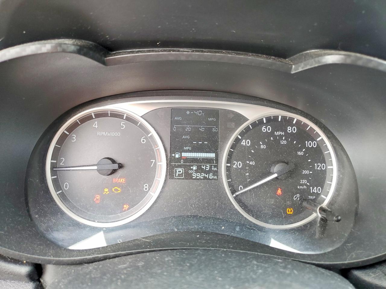 2020 NISSAN VERSA S photo 25