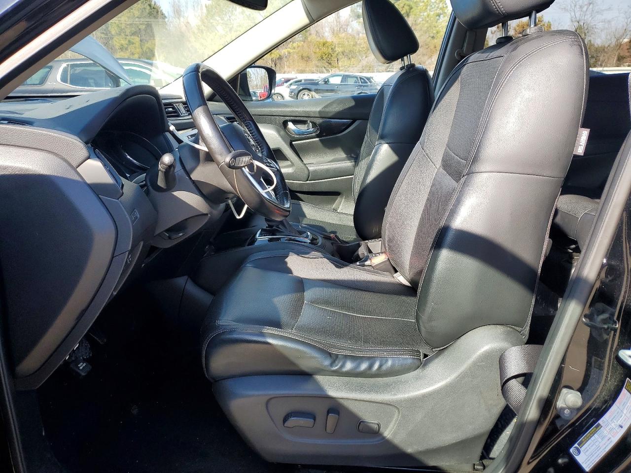 2017 NISSAN ROGUE S photo 19