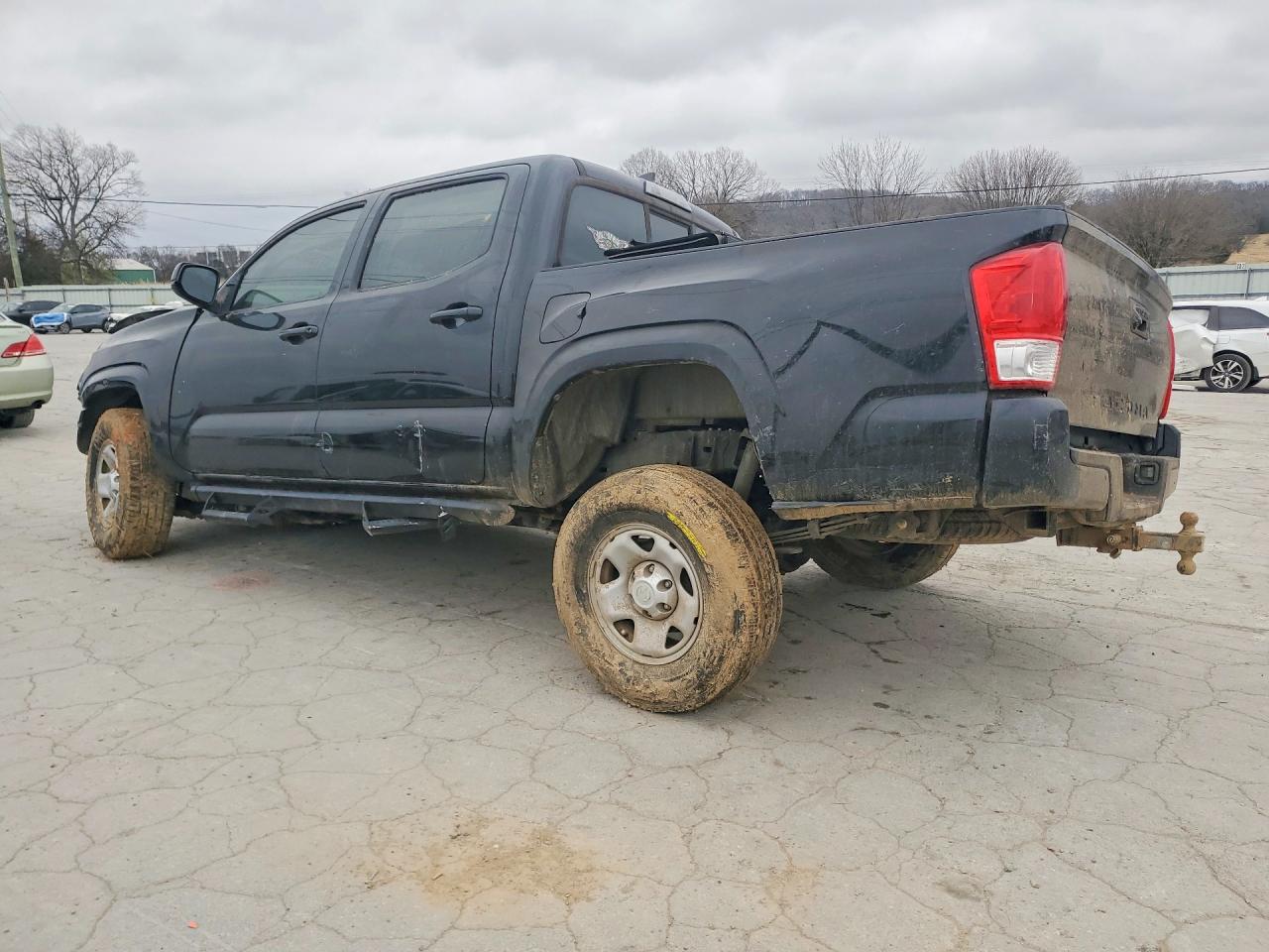 2017 TOYOTA TACOMA DOUBLE CAB photo 2